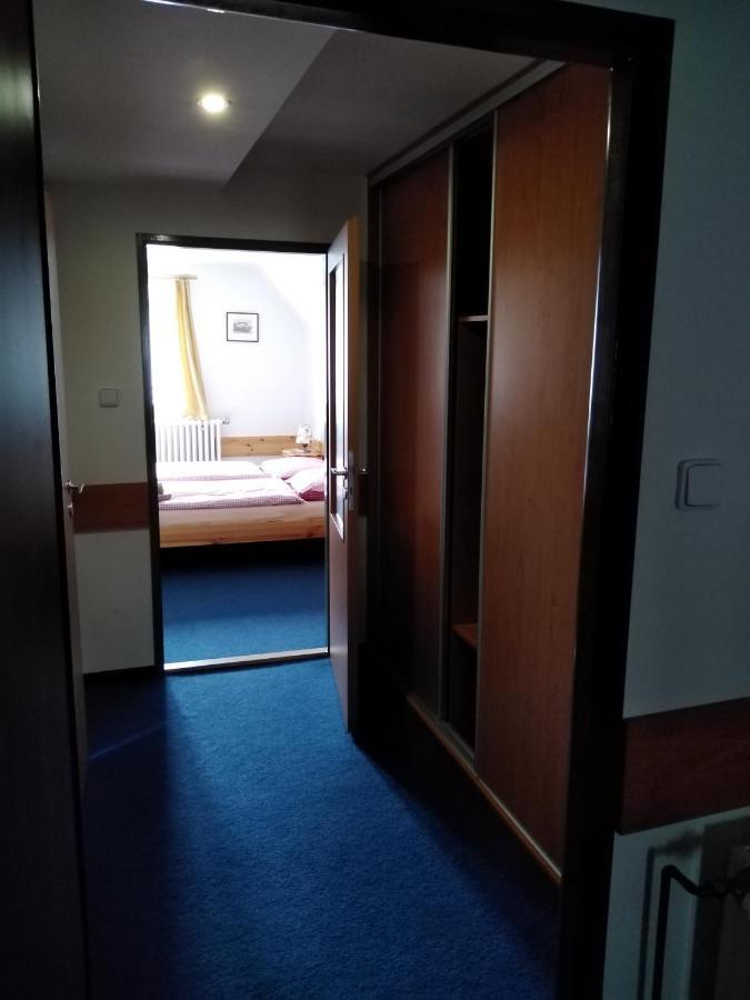 Penzion Iris Krkonose Horní Maršov Exterior foto