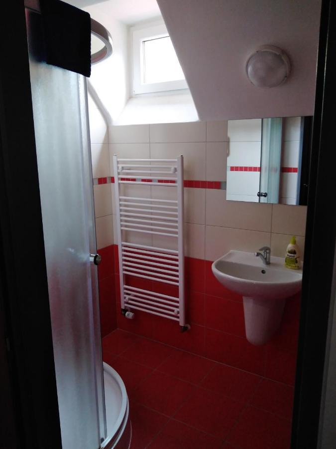 Penzion Iris Krkonose Horní Maršov Exterior foto