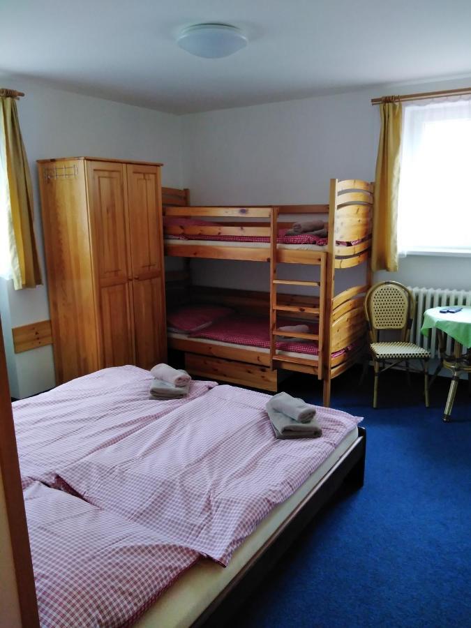 Penzion Iris Krkonose Horní Maršov Exterior foto