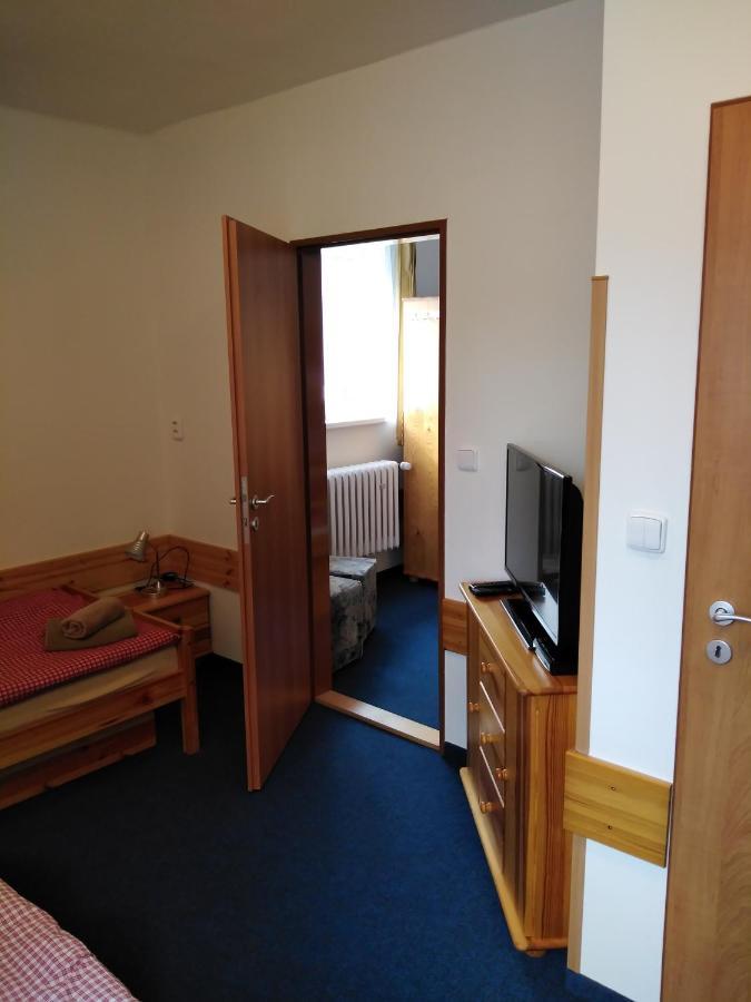 Penzion Iris Krkonose Horní Maršov Exterior foto